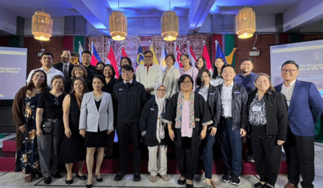 Assoc. Prof. Dr.Dhiyathad Prateeppornnarong was invited by ASEAN University Network to participate in The 364th AUN-QA Program Assessment at University of the Philippines.
